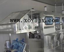 桶裝純凈水灌裝機(jī)具有強(qiáng)大市場